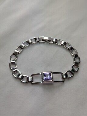 Silver Link Bracelet with Purple Square Glass Gem